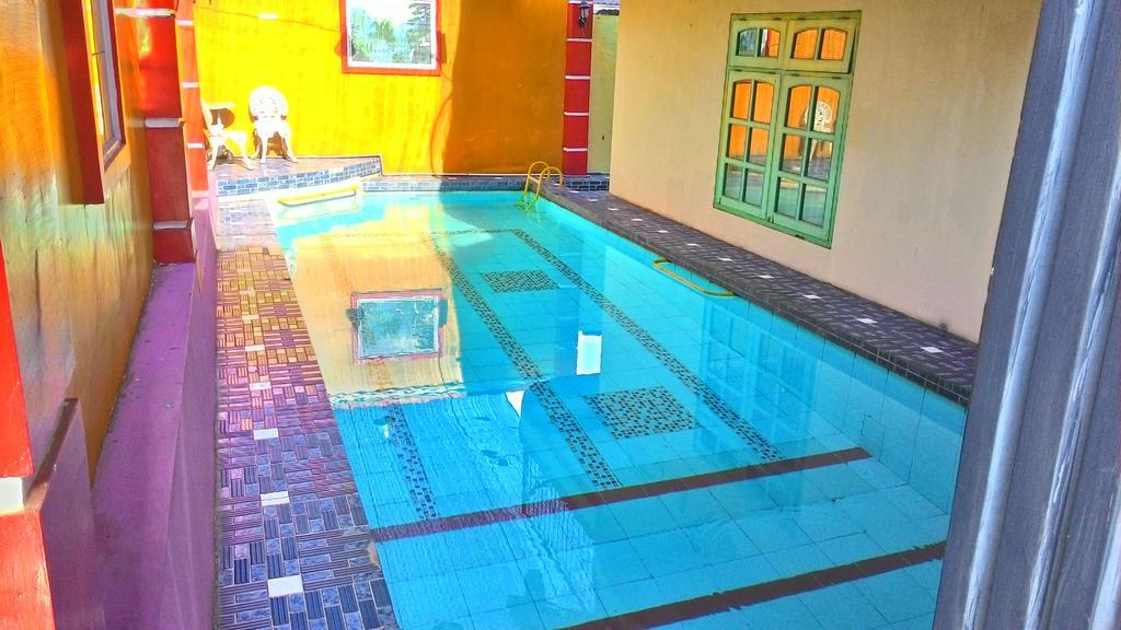 Villa And Resto Basanova Batu  Eksteriør bilde