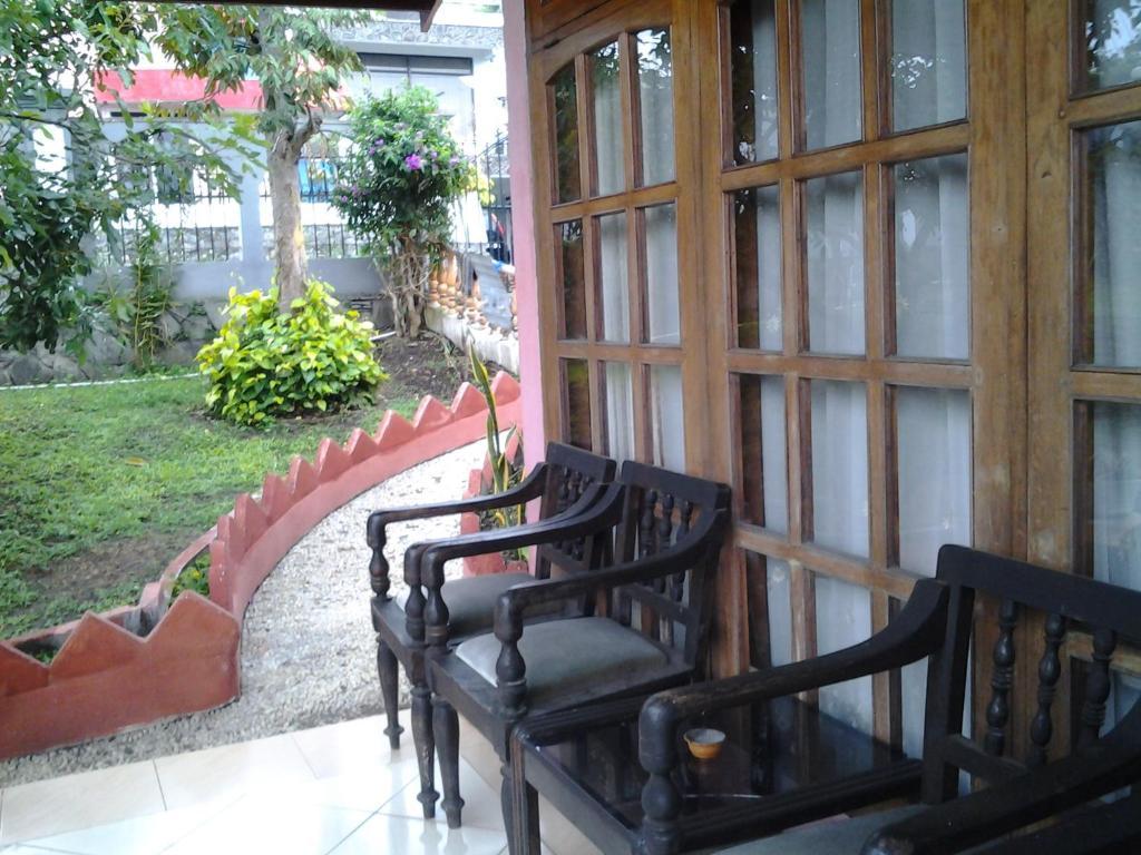 Villa And Resto Basanova Batu  Eksteriør bilde