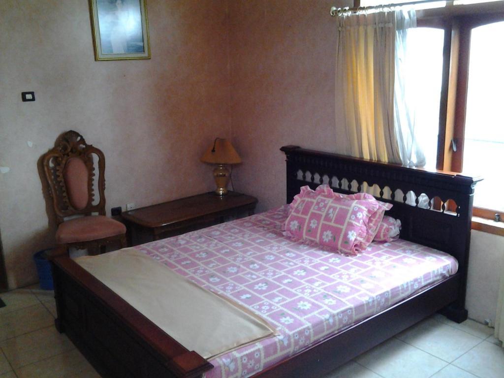 Villa And Resto Basanova Batu  Eksteriør bilde